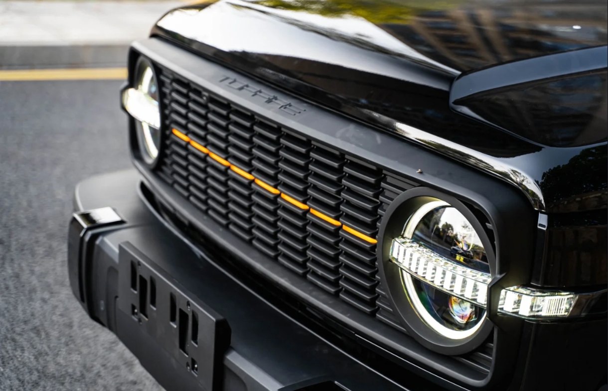 Tank 300 Комплект из 8 диодных огней в решетку радиатора TopFire желтый свет 4