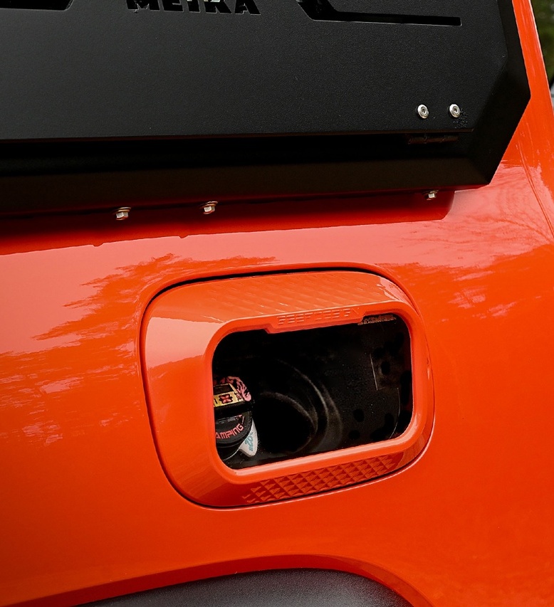 Tank 300 Дизайнерский лючок бензобака Geea Design оранжевый 6