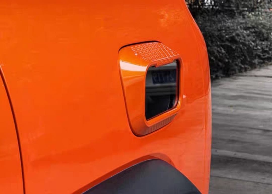 Tank 300 Дизайнерский лючок бензобака Geea Design оранжевый 9