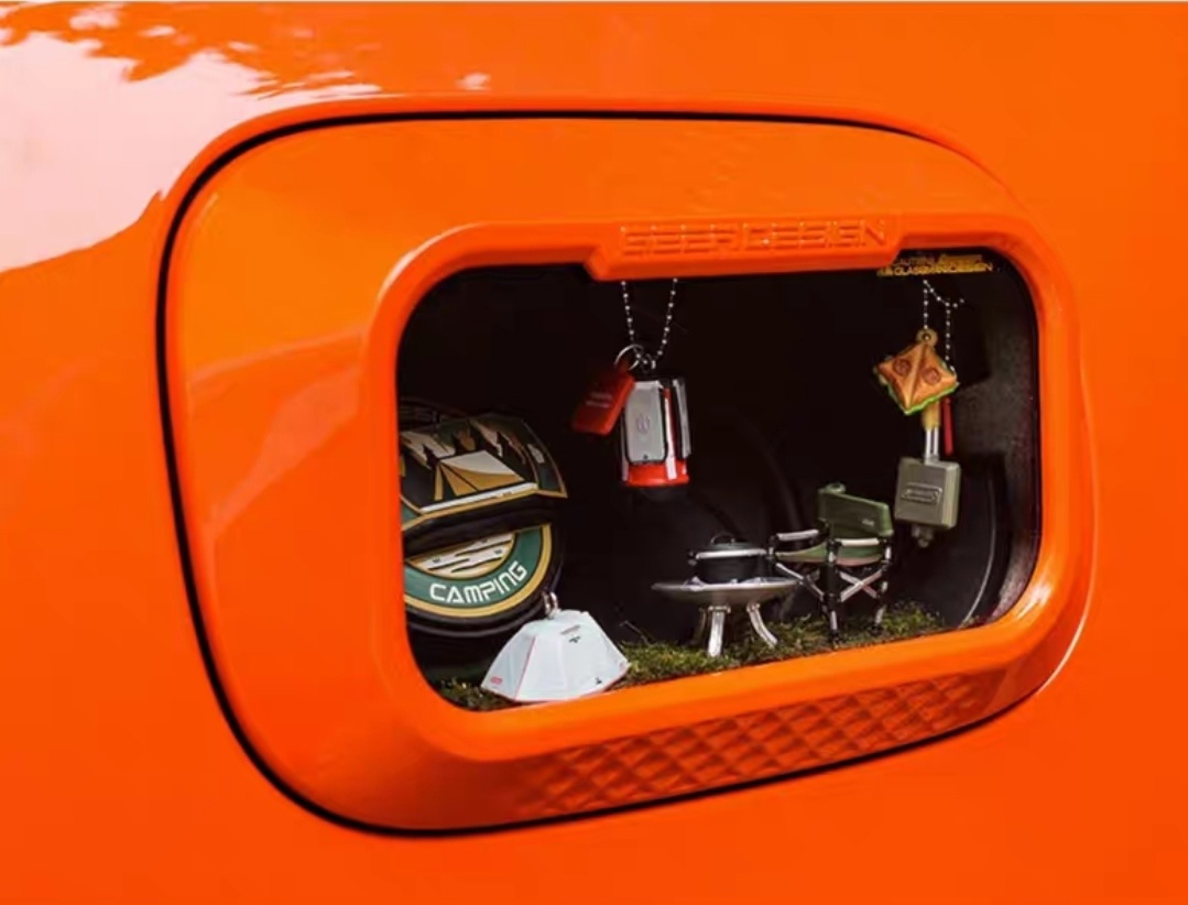 Tank 300 Дизайнерский лючок бензобака Geea Design оранжевый 8