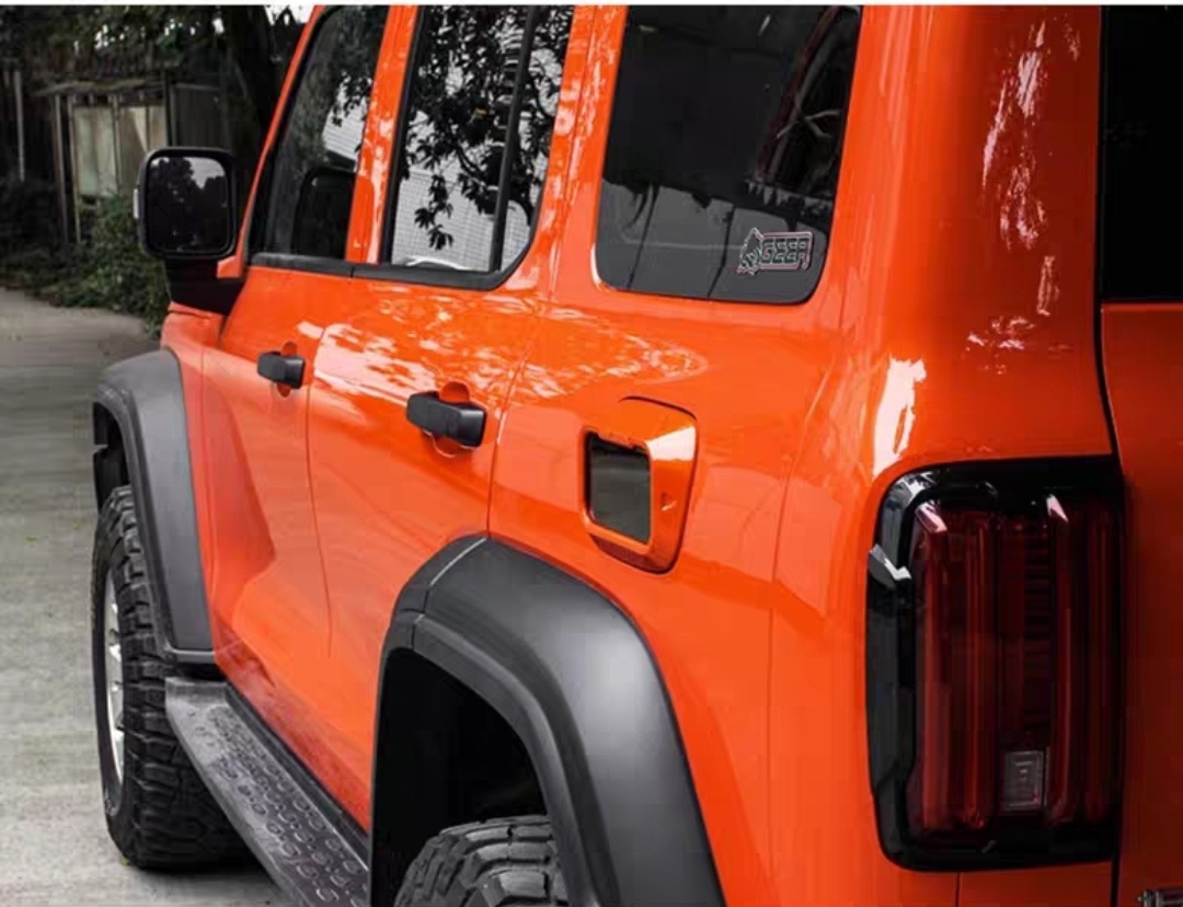 Tank 300 Дизайнерский лючок бензобака Geea Design оранжевый 2