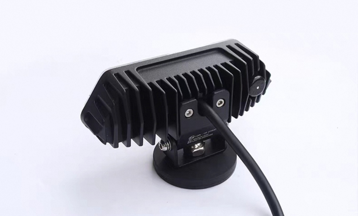 Tank 300 Задний фонарь на калитку BRT LED 8