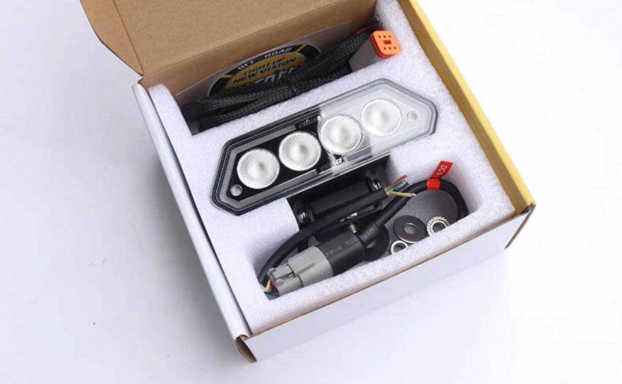 Tank 300 Задний фонарь на калитку BRT LED 11