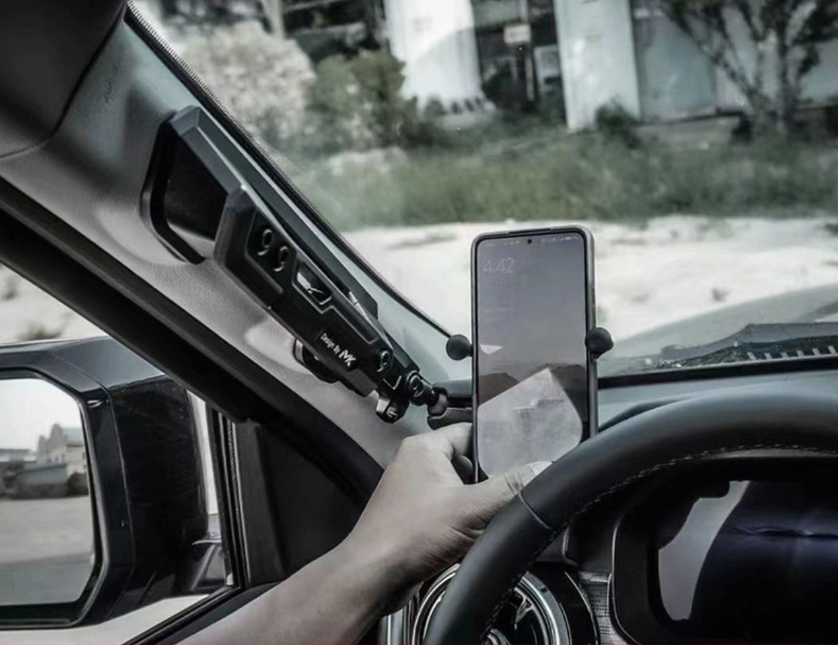 Tank 400/500 Комплект ручек 2 шт Meika PJ1 левая и правая с держателем для телефона 2