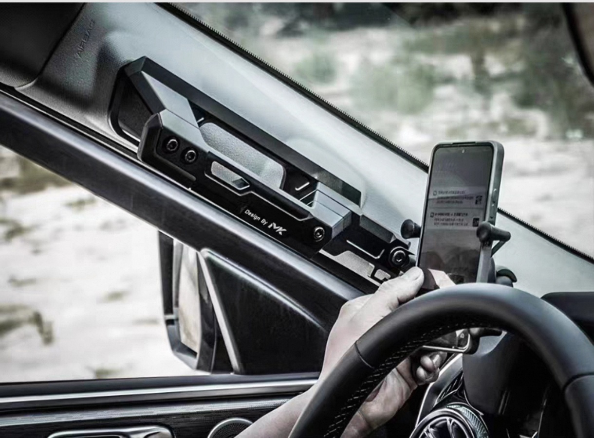 Tank 400/500 Комплект ручек 2 шт Meika PJ1 левая и правая с держателем для телефона 7