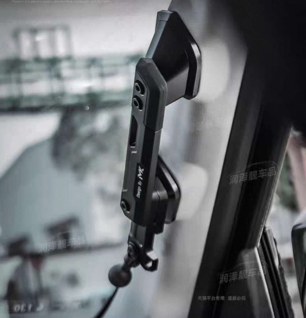 Tank 400/500 Комплект ручек 2 шт Meika PJ1 левая и правая с держателем для телефона 9