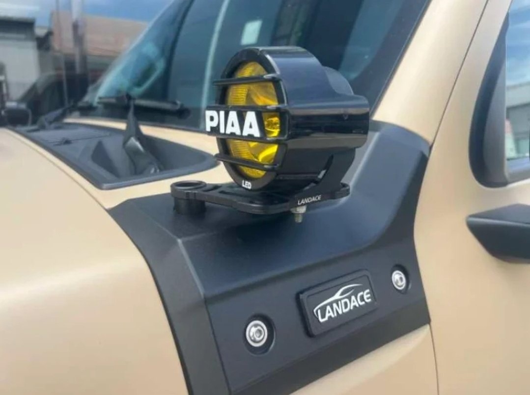 Tank 300 Кронштейн для дополнительного света LANDACE левый 2