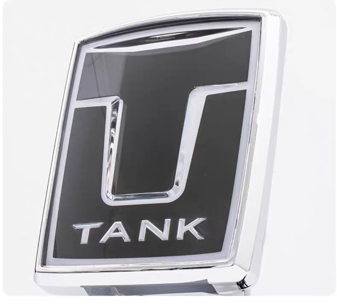 Tank 300 Светящийся логотип в штатную решётку радиатора 5