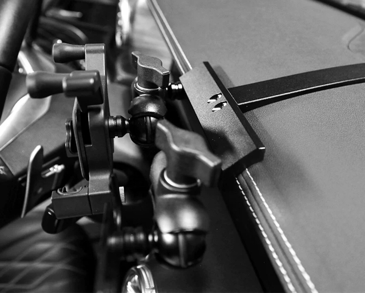 Tank 300 Держатель рации и смартфона Mountain Enjoy 5