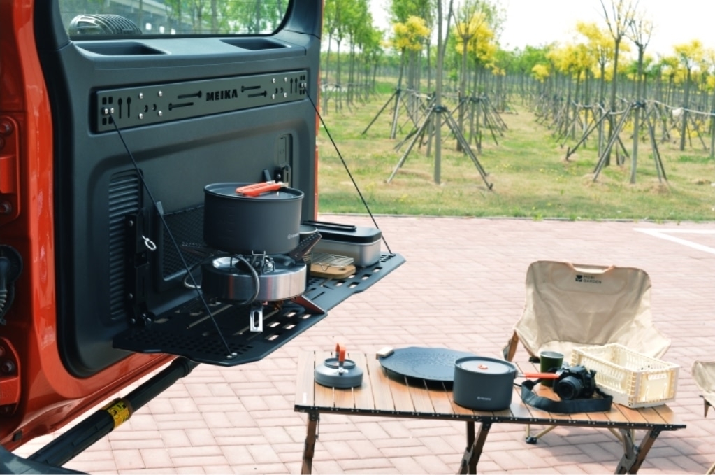 Tank 300 Полка столик на заднюю дверцу MEIKA откидная