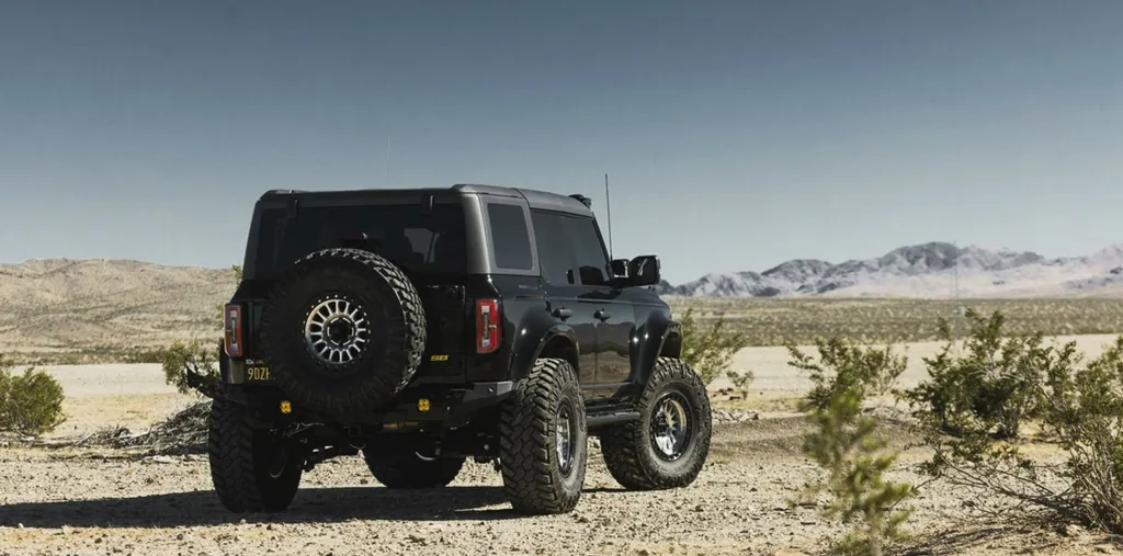Колёсный диск KMC KM 552 IMS 18x9j" 6×139.7 серебристый с черным ободом 7
