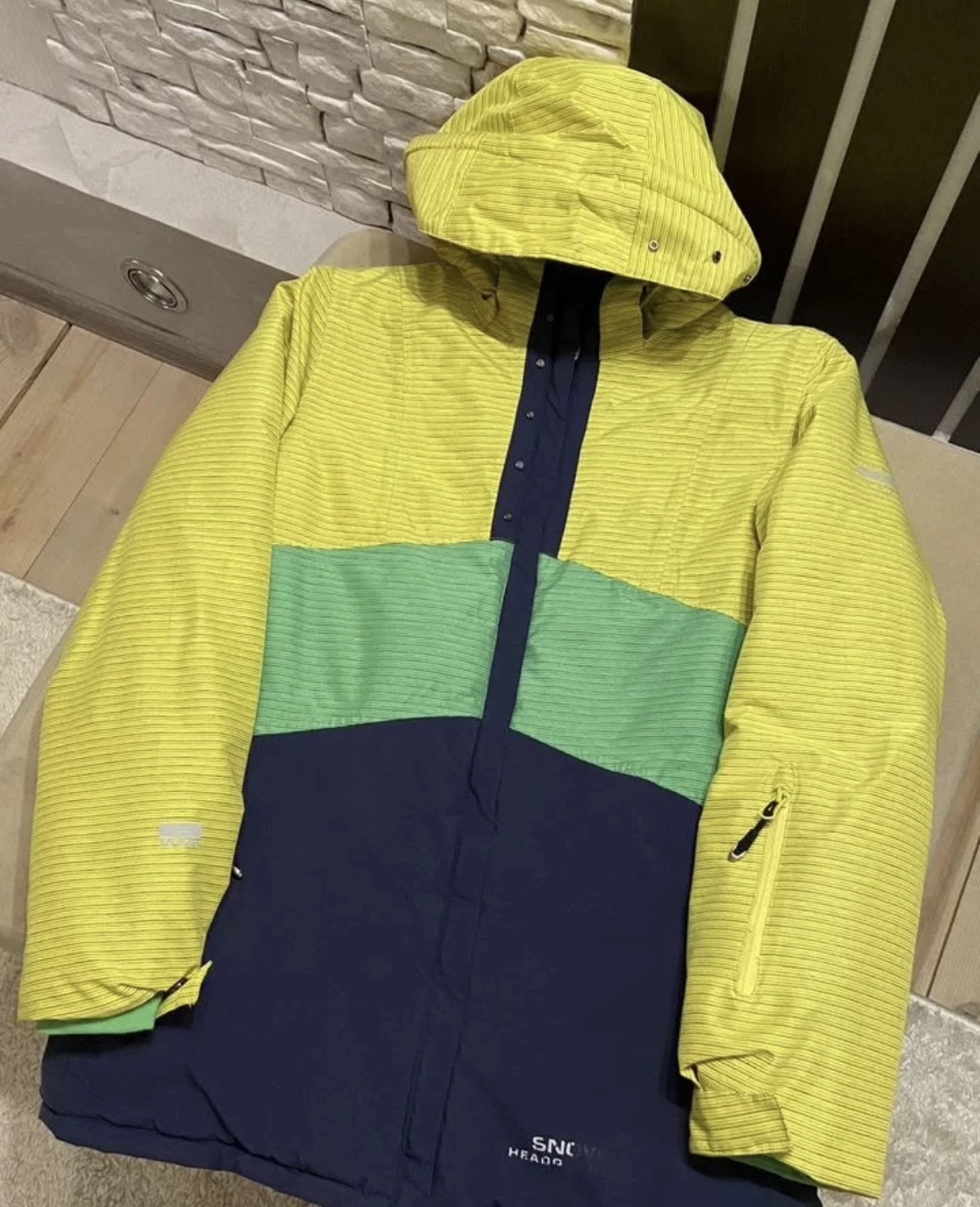 Горнолыжная куртка