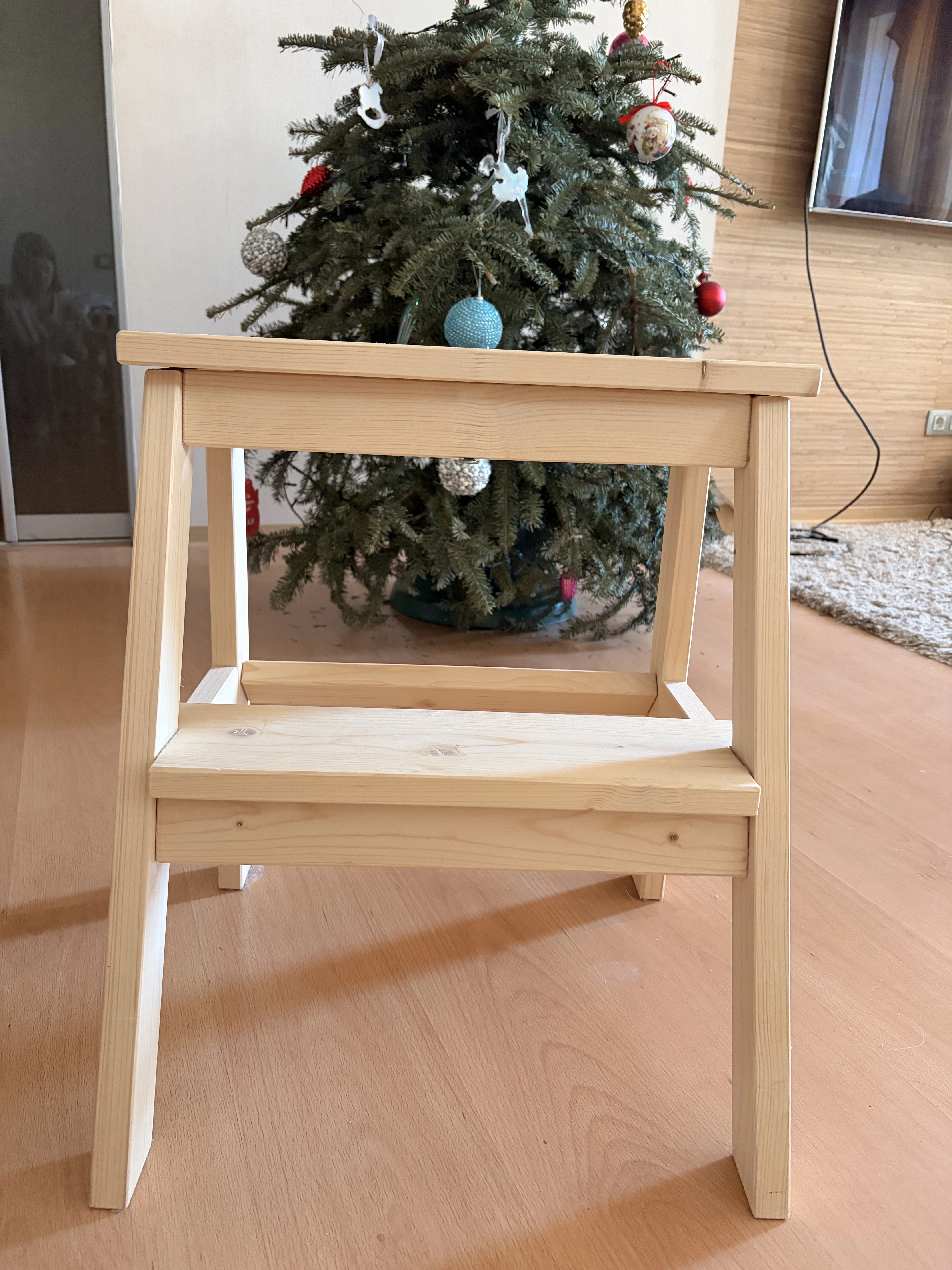 Табурет стремянка