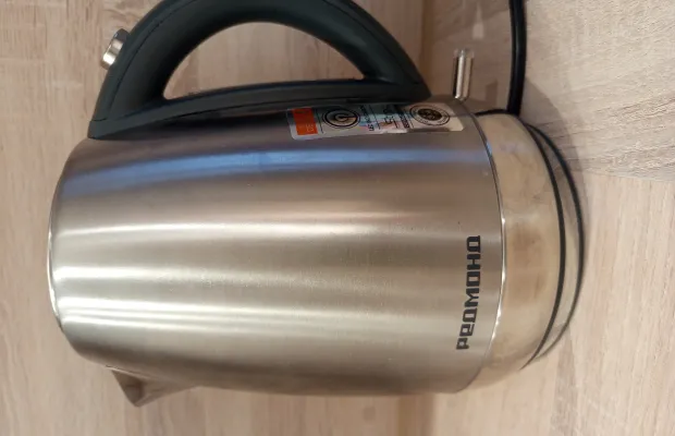 Электро чайник "редмонд"