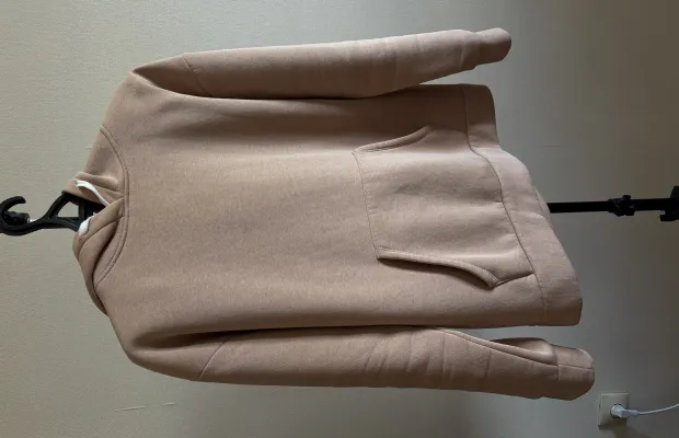 Толстовка бежевая