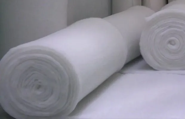 Синтепон плотность 300 гр.м рулонами