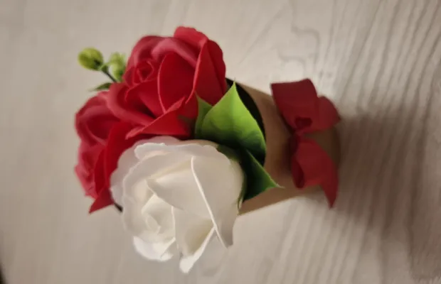 Декоративные цветы из мыла