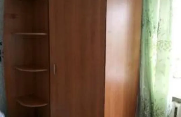 Продам угловой шкаф