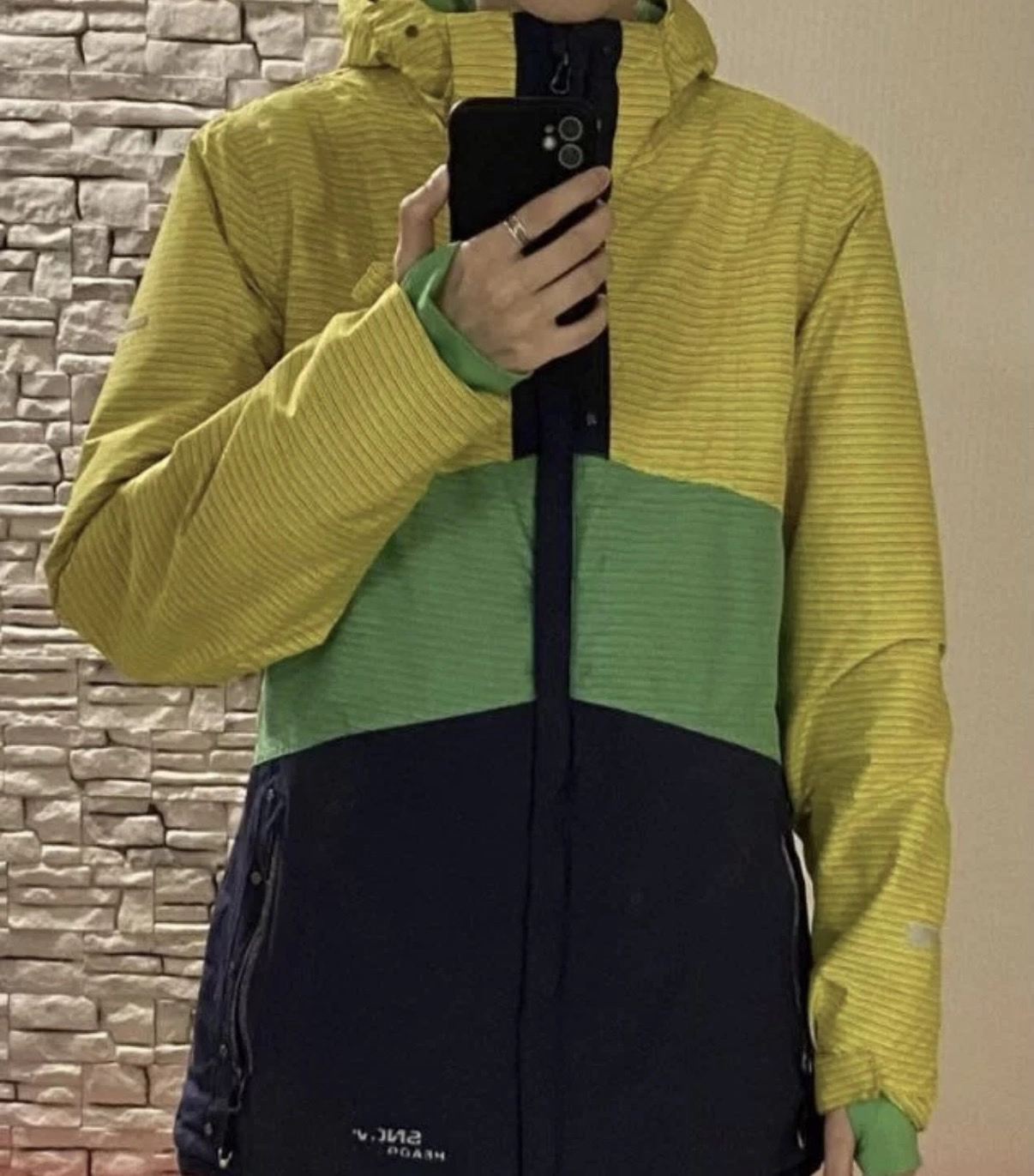 Горнолыжная куртка