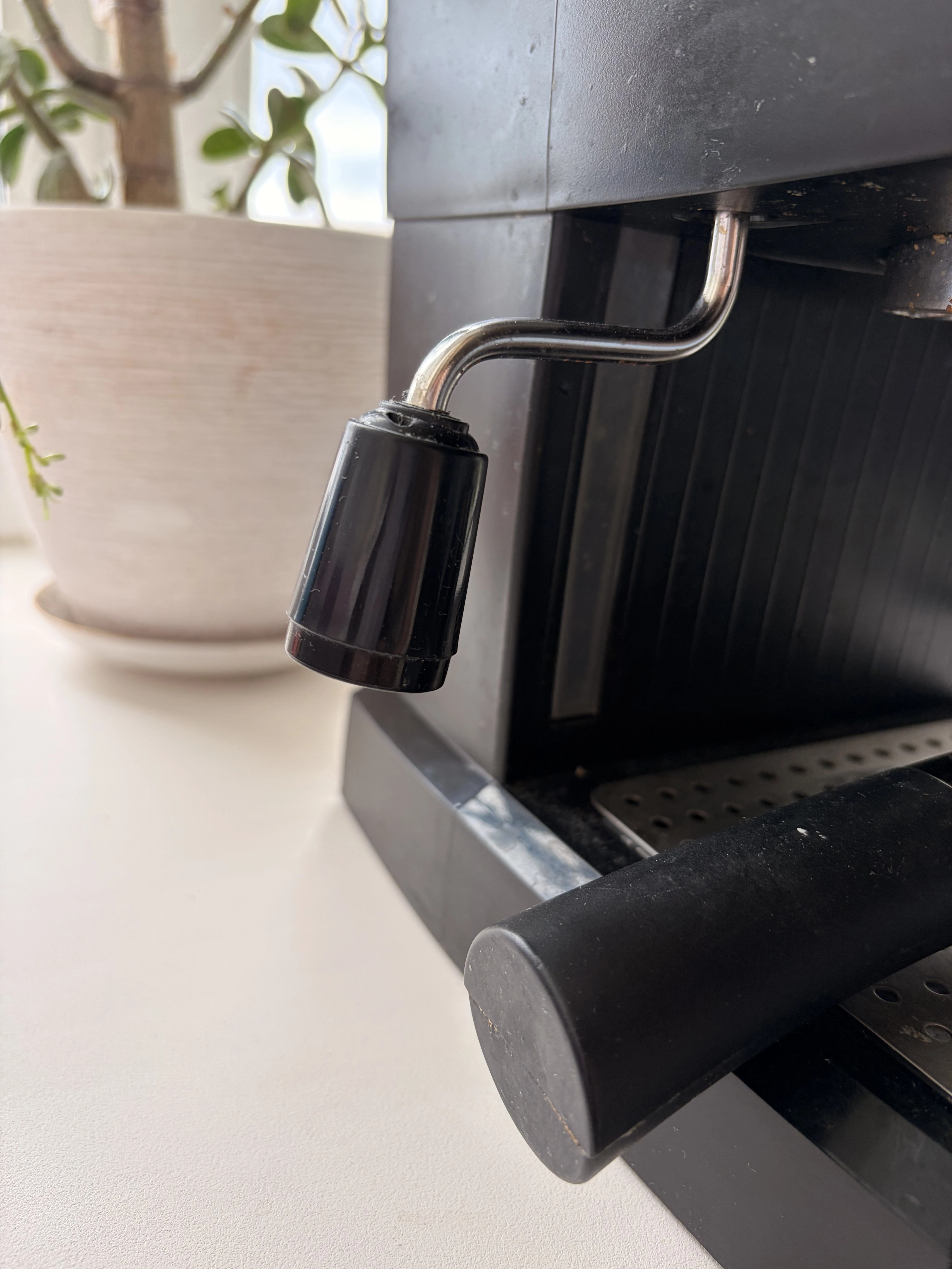 Кофемашина рожковая delonghi