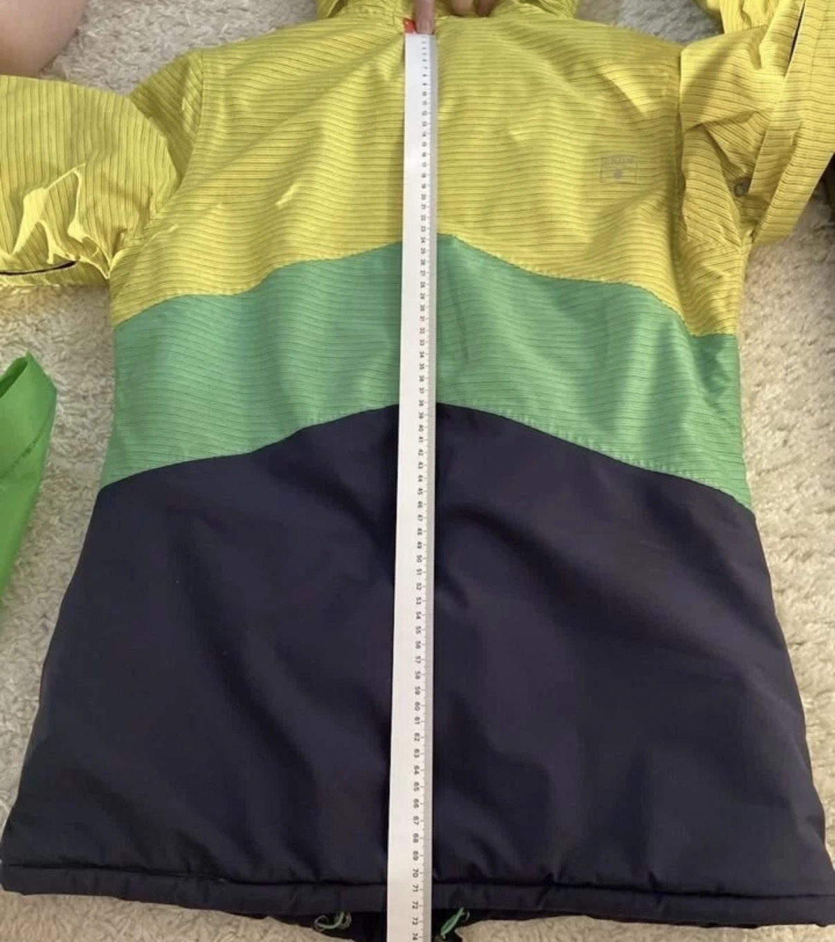 Горнолыжная куртка