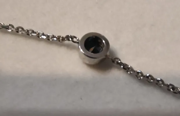 Золотой (белое золото) браслет 585 пробы с натуральным сапфиром