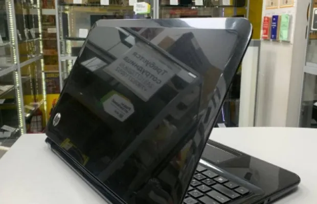 Ноутбук HP 15-b050sr