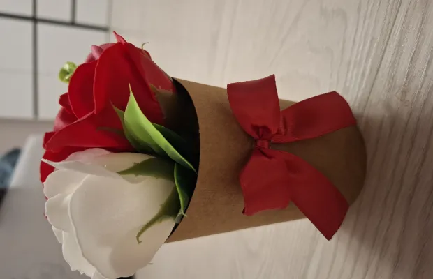 Декоративные цветы из мыла