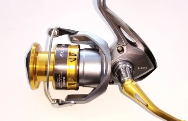 Продам катушку безинерционную Shimano Sedona 4000.