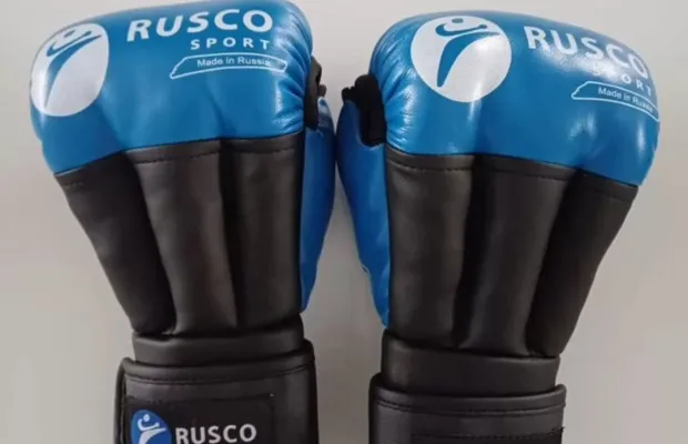 Перчатки по рукопашному бою 10 унций
