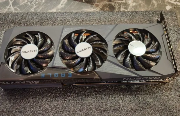 Продаётся видеокарта gigabyte radeon rx 6600 eagle 8gb