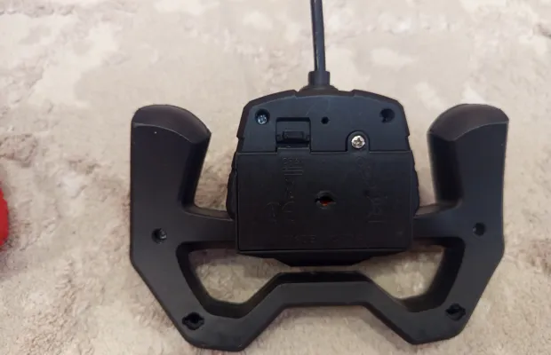 Машинка на радиоуправлении