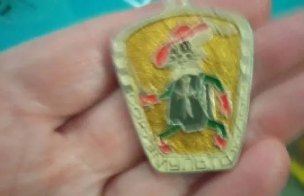 Продаю значки