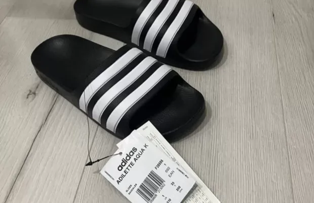 Детские шлёпки adidas