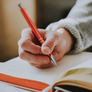 Логотип Телеграм канала pishi_risuy. Бесплатная аналитика Telegram каналов