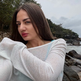 Логотип Телеграм канала en_mi_mundo. Бесплатная аналитика Telegram каналов