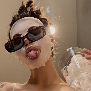 Логотип Телеграм канала __𝙂𝙊𝘿𝙀𝙍𝙀__. Бесплатная аналитика Telegram каналов