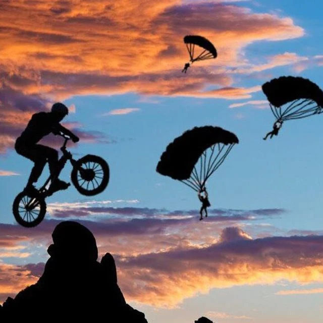 Логотип Телеграм канала x_romosoma. Бесплатная аналитика Telegram каналов