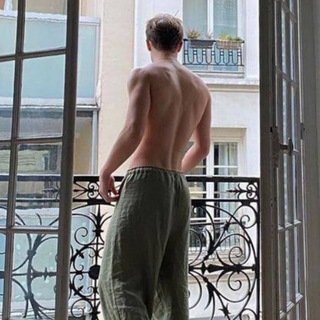 Логотип Телеграм канала +3iHHHdaxOs9hZWVi. Бесплатная аналитика Telegram каналов