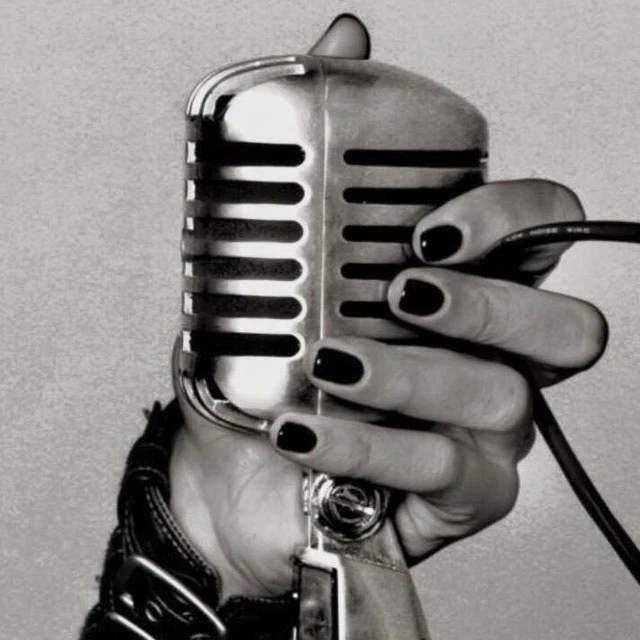 Логотип MAX канала . Бесплатная аналитика MAX каналов