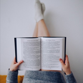 Логотип Телеграм канала knizhnaya_bloginya. Бесплатная аналитика Telegram каналов