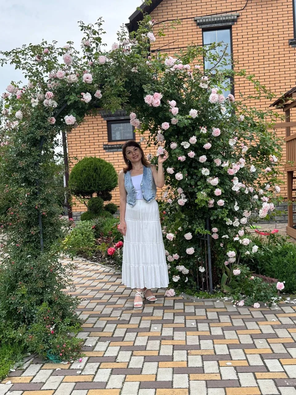 Логотип MAX канала . Бесплатная аналитика MAX каналов