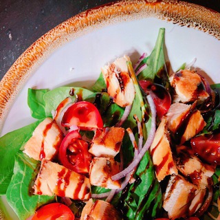 Логотип Телеграм канала ГОТОВИМ ПРАЗДНИЧНЫЕ САЛАТЫ | РЕЦЕПТЫ. Бесплатная аналитика Telegram каналов