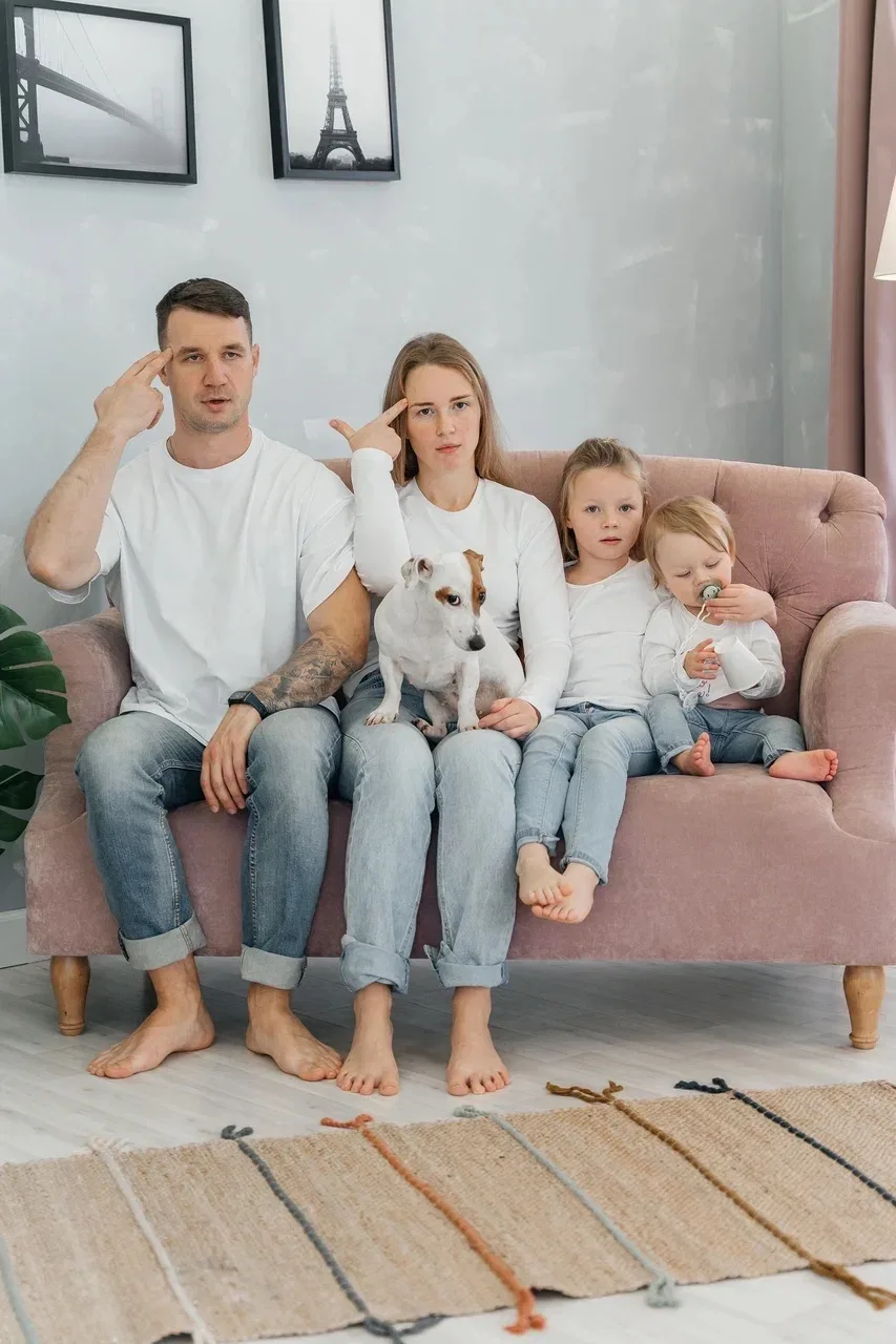 Логотип MAX канала . Бесплатная аналитика MAX каналов