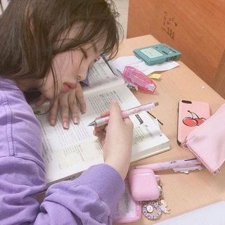 Telegram Channel logo heyredflag. Free Telegram Channel Analytics