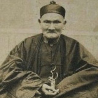 Логотип Телеграм канала Секреты долгожителей. Бесплатная аналитика Telegram каналов