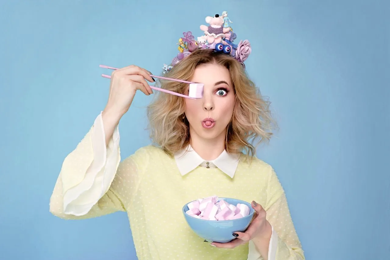 Telegram Channel logo mama_v_shapke. Free Telegram Channel Analytics