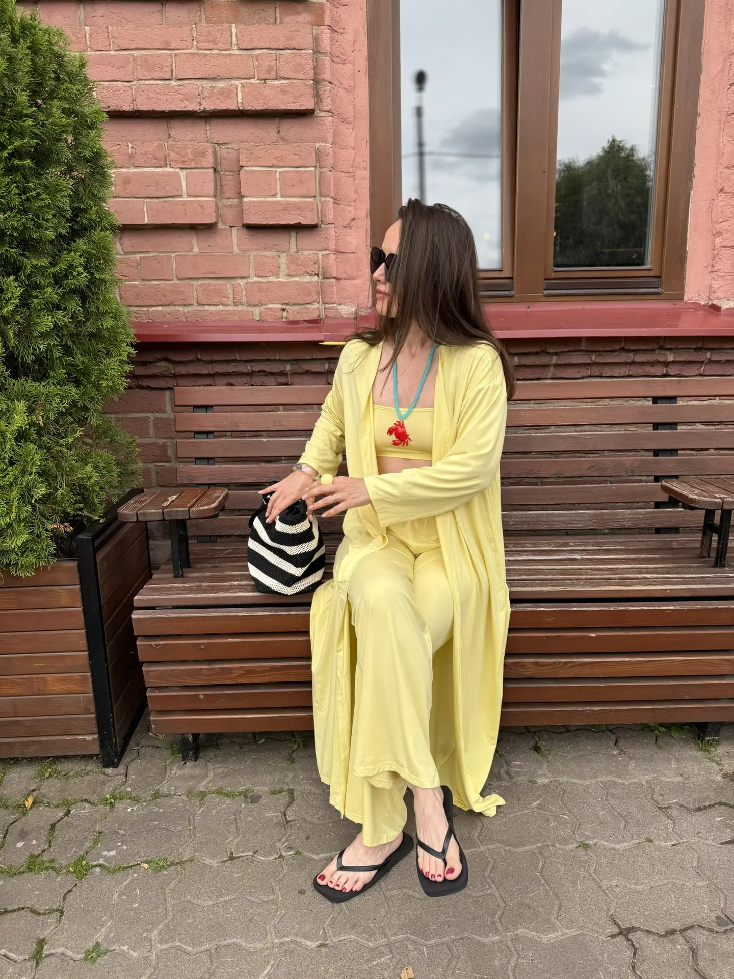 Логотип Телеграм канала elyaproshopping. Бесплатная аналитика Telegram каналов