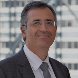 Логотип Телеграм канала Сергей Гуриев. Бесплатная аналитика Telegram каналов