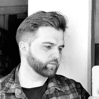 Логотип Телеграм канала artovpishet. Бесплатная аналитика Telegram каналов